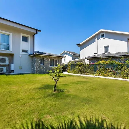 Apartment Nergis By Safiya Göcek