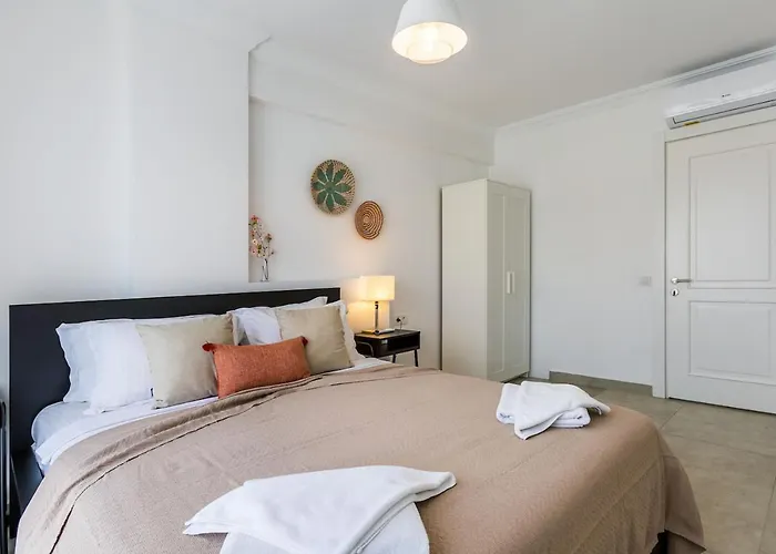 Nergis By Safiya Daire *