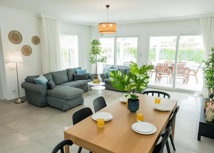 Daire Nergis By Safiya Göcek