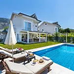 Lägenhet Nergis By Safiya