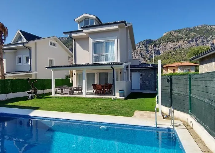 Nergis By Safiya * Göcek