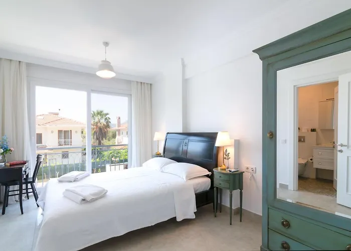 Nergis By Safiya Göcek