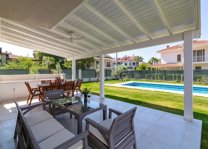 Daire Nergis By Safiya Göcek